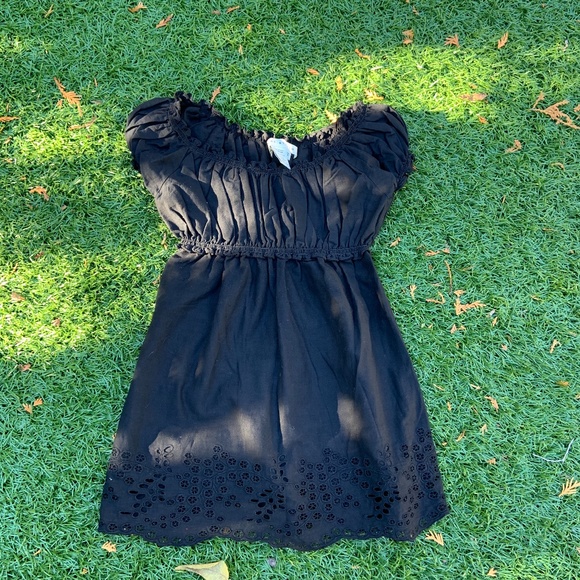 **2/$25**Empire waist off the shoulder top - Picture 1 of 2